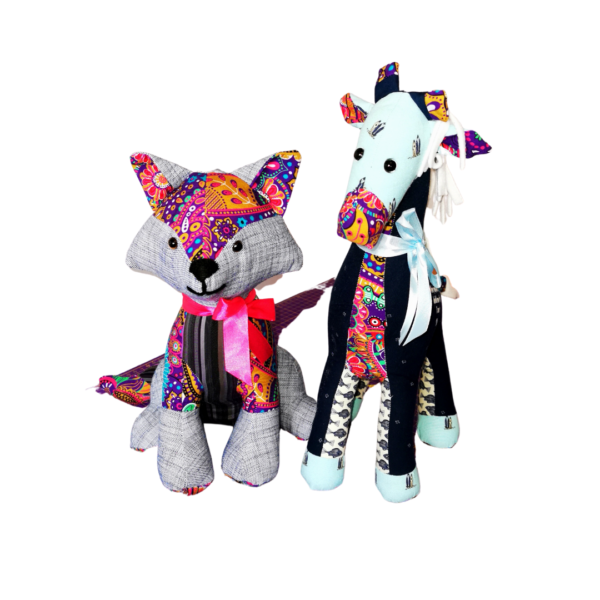 A fox and giraffe keepsake animals