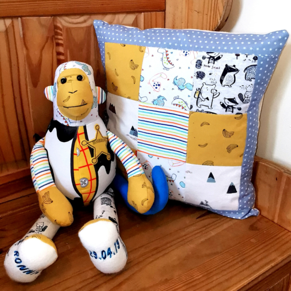 A keepsake memory monkey with a custom memory cushion